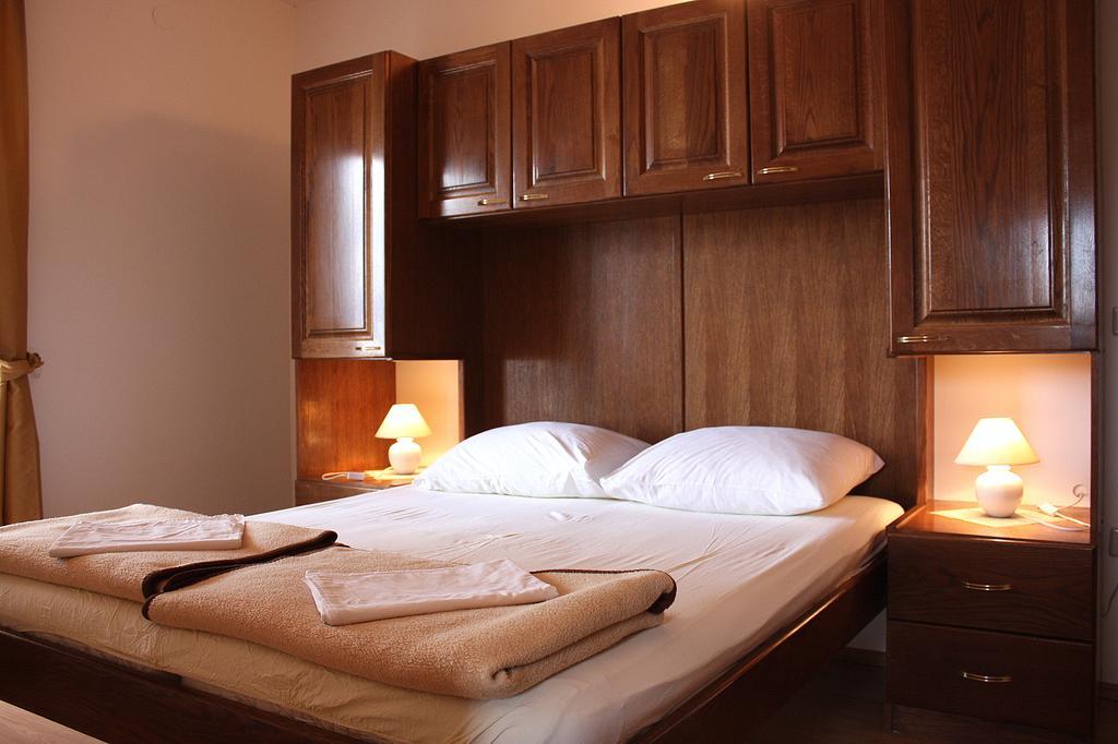 Mb Bed&Breakfast Паг Екстер'єр фото